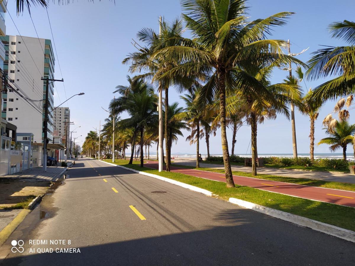 Em Grande - Frente Ao Mar * Praia Grande (Santos)